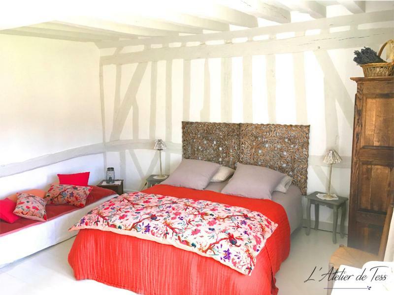 L'Atelier De Tess Bed & Breakfast Le Bec-Hellouin Exterior photo