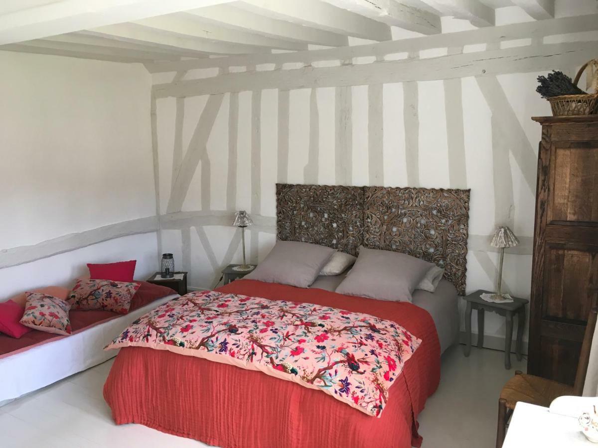 L'Atelier De Tess Bed & Breakfast Le Bec-Hellouin Exterior photo